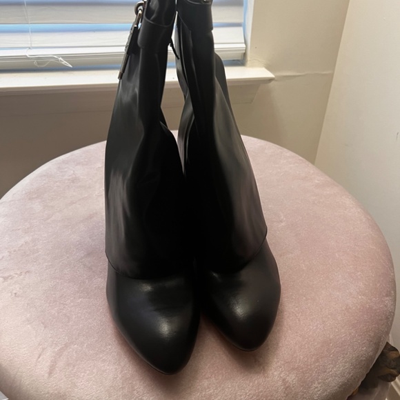 Ankle Lock Bootie - Picture 5 of 9